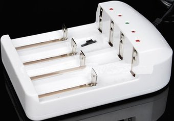 Зарядное устройство Ultrafire Зарядное устройство на 4 аккумулятора 18650 - 1/1