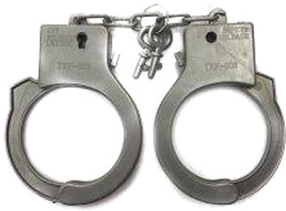 Игровой набор полицейского Наша Игрушка Наручники игрушечные 635832 - 1/1